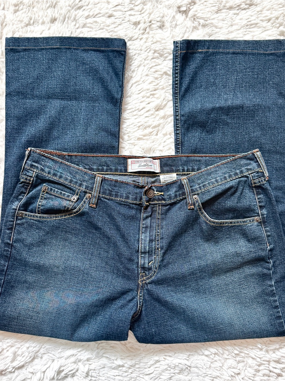 Vintage Levi's Women's Dark Wash Bootcut Jeans Y2K/00s Western Retro Casual 16